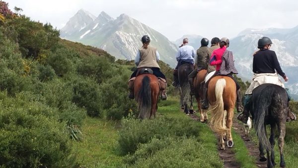 Ruta a caballo, Madrid, Sierra de Guadarrama y Parque Nacional, España