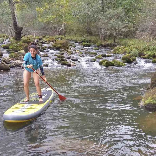 Travesía de SUP/Paddlesurf por río en San Vicente de la Barquera, Cantabria, España