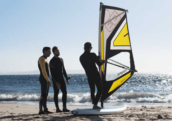 Bono promoción curso windsurf 6 horas en Tarifa, Cadiz, España